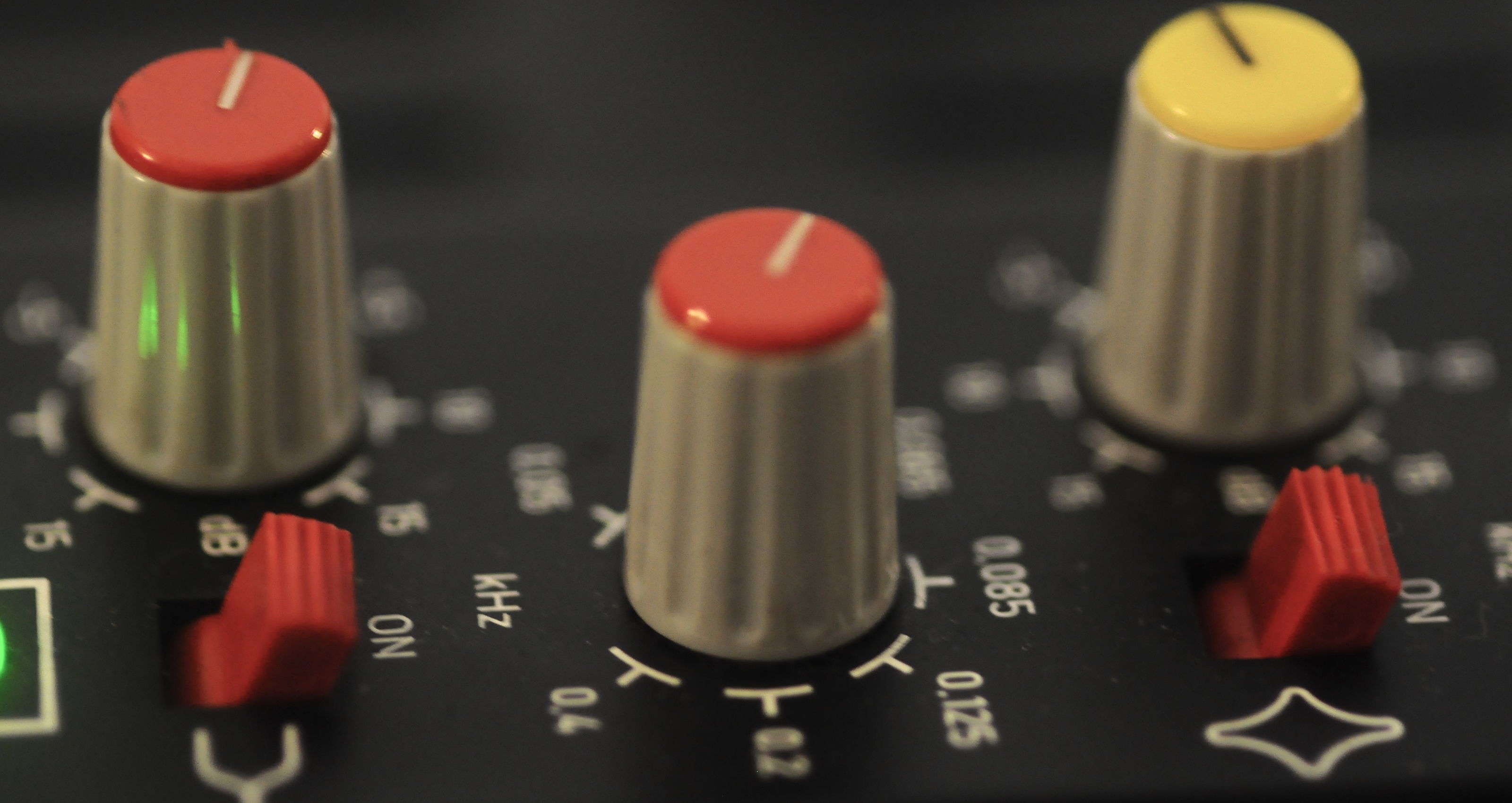 AnalogCut Neumann Knob